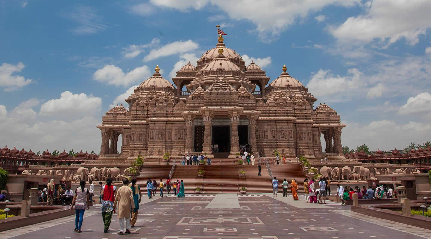 Famous temples. Храм Акшардхам в Дели. Храм Сваминараян Акшардхам.